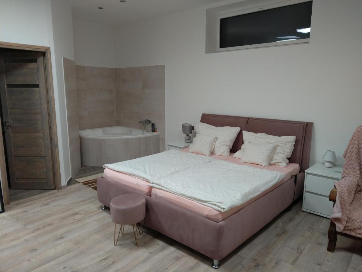 Silver Dream Apartmanhaz Debrecen Ngoại thất bức ảnh